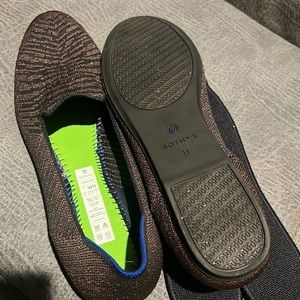 rothys twilight metallic